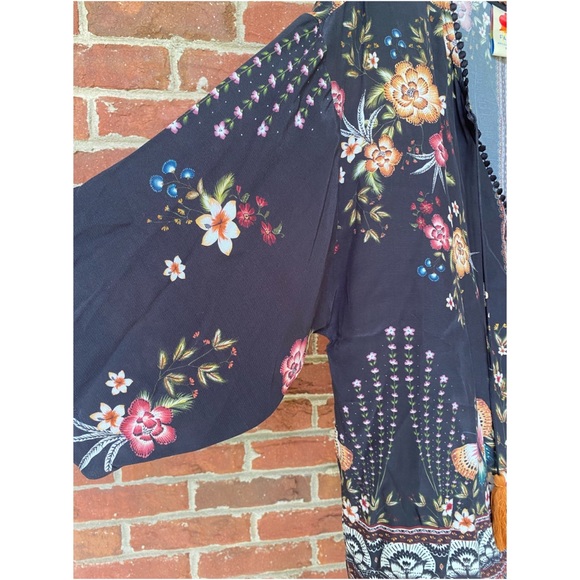 NWOT Anthropologie Farm Rio Top Size Small - Picture 3 of 8